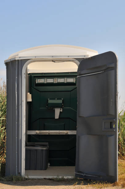 Portable bathroom rental in Weyauwega, WI