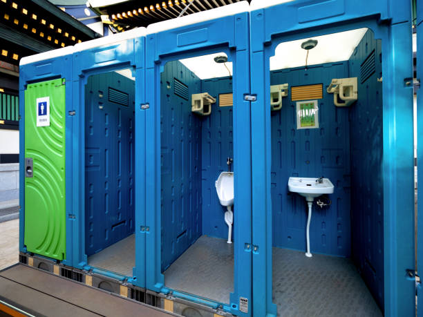 Portable Toilet Options We Offer in Weyauwega, WI